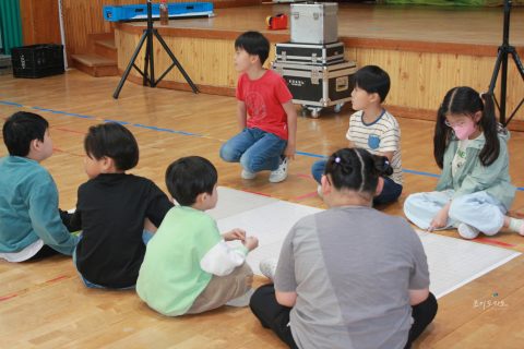 2025학년도 제103주년 어린이날 기념 협동 도미노 놀이               의성 금성초등학교 사진 16