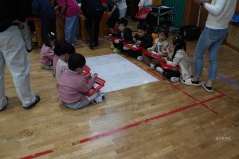 2025학년도 제103주년 어린이날 기념 협동 도미노 놀이               의성 금성초등학교 사진 18